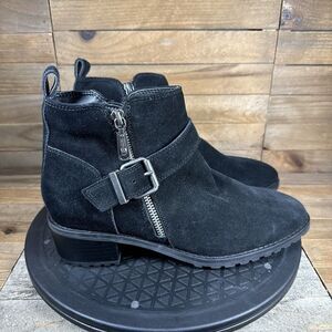 Blondo Womens Sz 7.5 Susan Black Zip & Buckle Waterproof Suede Ankle Bootie